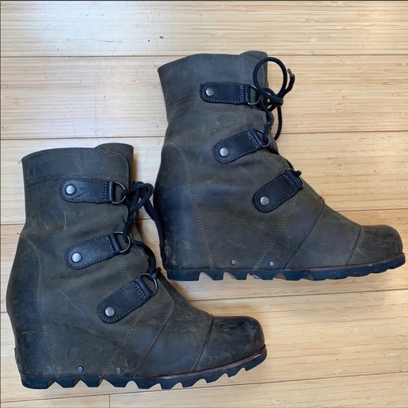 Sorel Shoes - SOREL Joan of Arctic Nori wedge heeled mid boot, 9